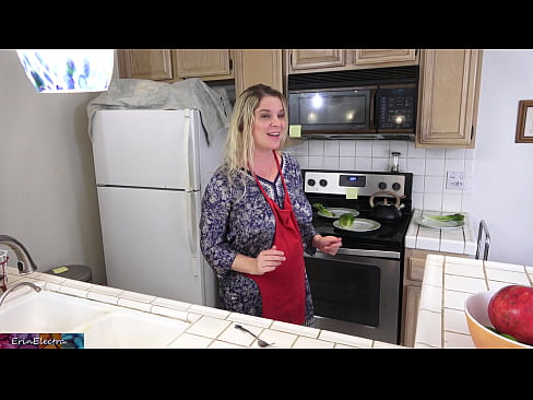❤️ Stepmom milking him in the kitchen before his date ❤ Beautiful porn at porn en-us.osagoassist.ru ☑