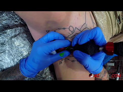 ❤️ Extremely tattooed hottie Sully Savage got a tattoo on her clitoris ❤ Beautiful porn at porn en-us.osagoassist.ru ☑